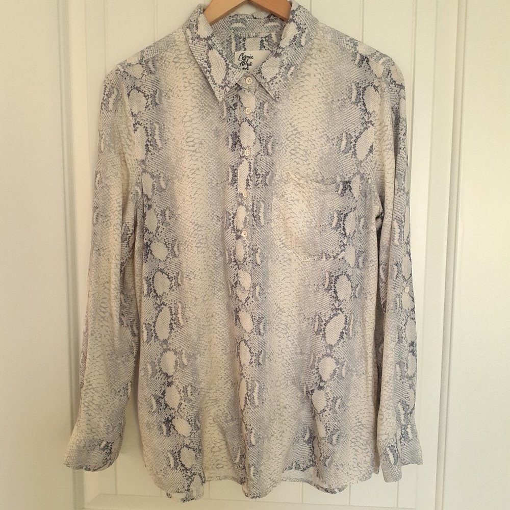 Cosmic Blue Love Kyle Button Detail Top Popover Snake Print Cream Gray Size M